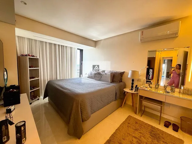 Imagem 2: Imperdível oportunidade: Apartamento de luxo com 3 quartos, 3 suítes e 2 salas no