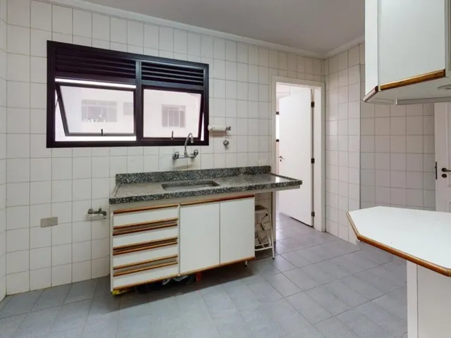 Imagem 11: Apartamento de Luxo em Perdizes: 3 Quartos, 1 Suíte, 3 Banheiros, 2 Vagas, 115m² - São