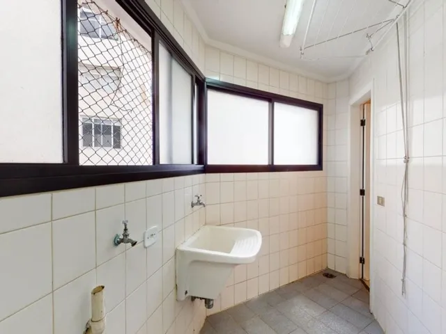 Imagem 7: Apartamento de Luxo em Perdizes: 3 Quartos, 1 Suíte, 3 Banheiros, 2 Vagas, 115m² - São