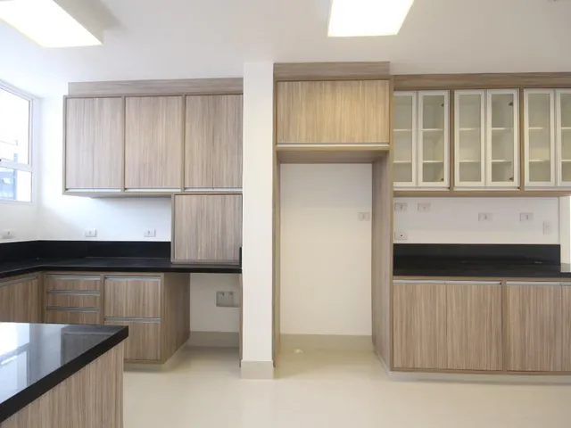 Imagem 15: Residência de Luxo em Higienópolis: Cobertura com 4 Quartos, 2 Suítes, 4 Banheiros e 381,72 M² em São Paulo-Sp