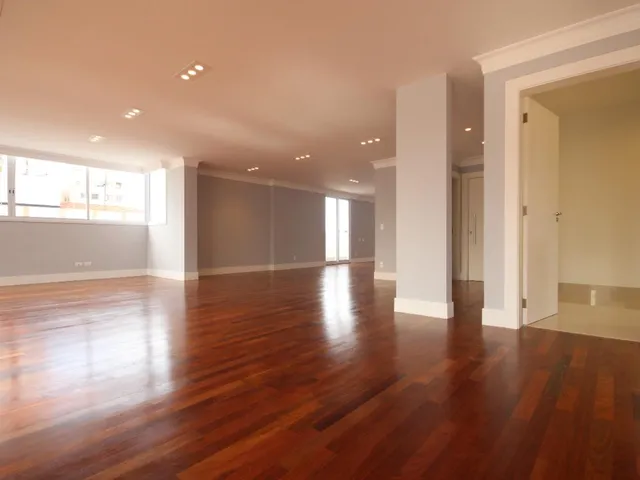 Imagem 13: Residência de Luxo em Higienópolis: Cobertura com 4 Quartos, 2 Suítes, 4 Banheiros e 381,72 M² em São Paulo-Sp