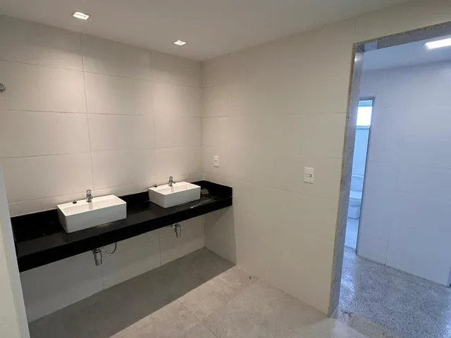 Imagem 4: Prédio Comercial Corporativo à Venda no Itaigara – 2.750 m² de Área