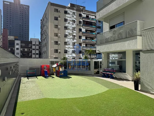 Imagem 2: Apartamento com 4 Dormitórios À Venda Sendo 4 Suítes, 280.0 M² por - R$ 5.410.000,00 - Meia Praia - Itapema/Sc