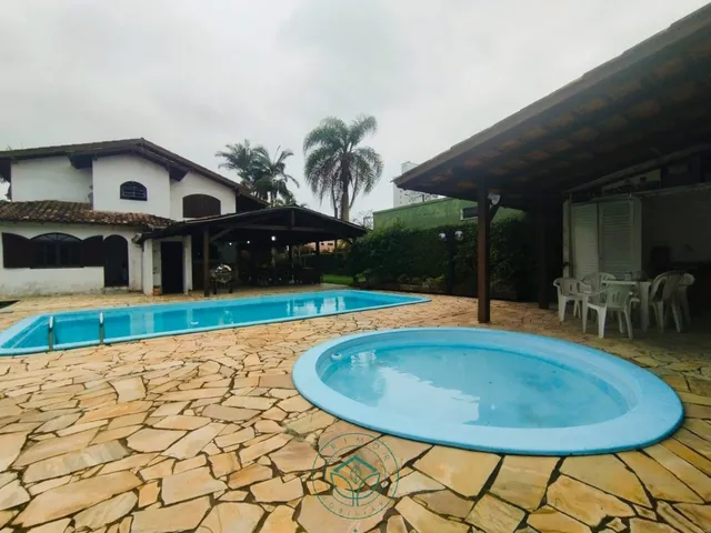 Imagem 4: Casa 5 dormitórios 3 suítes - Centro - Balneário Piçarras