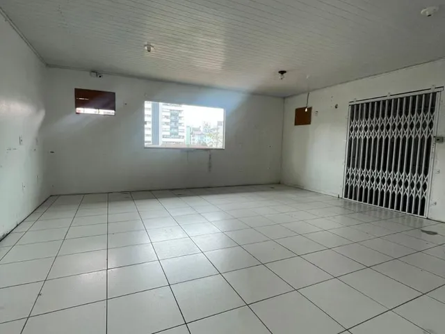 Imagem 2: Imóvel Comercial no Saguaçú