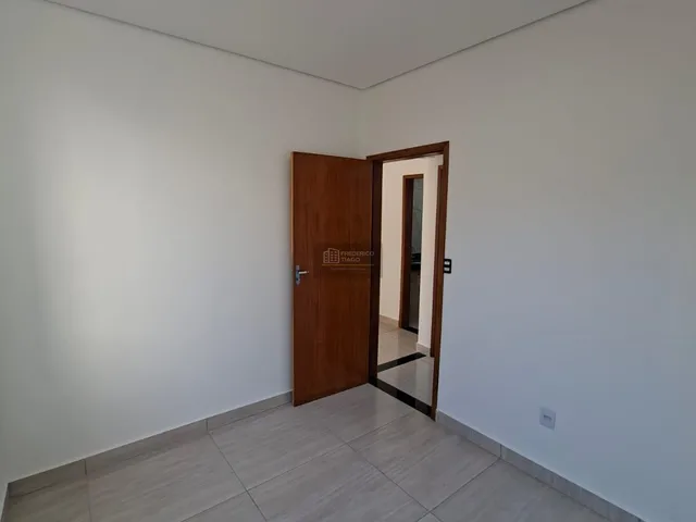 Imagem 8: Casa Duplex Nova com Terraço – 3 Quartos, 1 Suíte e 2 Vagas