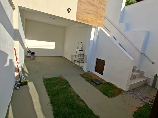Imagem 12: Casa Duplex Nova com Terraço – 3 Quartos, 1 Suíte e 2 Vagas