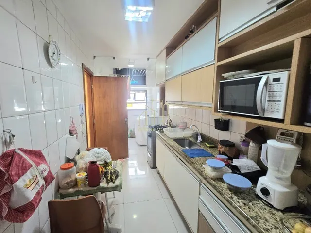 Imagem 8: Apartamento à venda em Salvador-BA na Pituba com 3 quartos 3 suítes 2 salas 5 banheiros