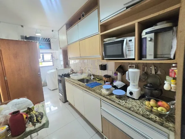 Imagem 7: Apartamento à venda em Salvador-BA na Pituba com 3 quartos 3 suítes 2 salas 5 banheiros