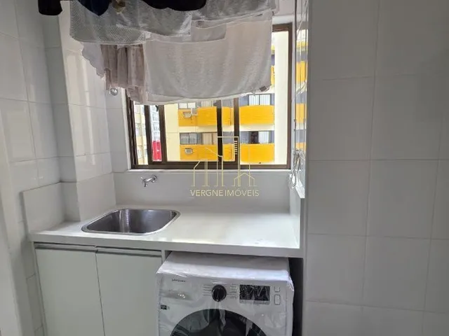 Imagem 11: Apartamento à venda na Barra Salvador-BA com 3 quartos 2 suítes 2 salas 3 banheiros 2