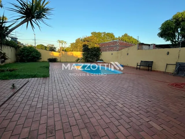 Imagem 14: Casa com piscina em amplo terreno com 799 m à venda, NAZARÉ, MEDIANEIRA - PR