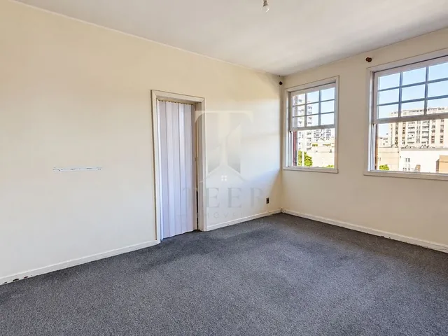Imagem 2: Apartamento à venda no bairro Auxiliadora - Porto Alegre/RS