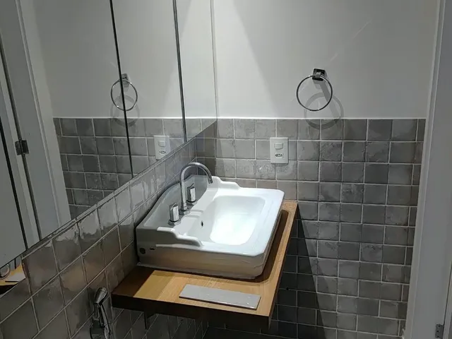 Imagem 9: P style="line-height: 1.4;">Descubra este elegante apartamento para locação no