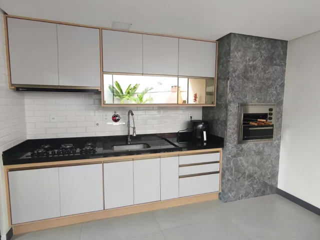 Imagem 2: Casa á venda na Praia do Morro em Guarapari Es mobiliada em altíssimo padrão nova