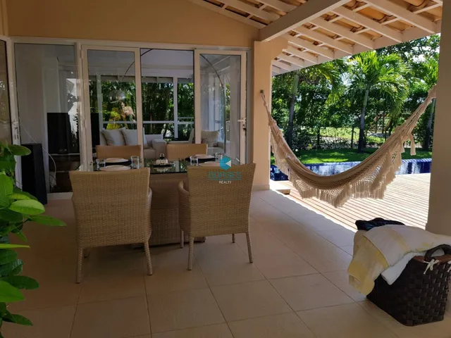 Imagem 3: Casa à venda em Costa do Sauípe com 1.200m², projeto David Bastos e porteira fechada