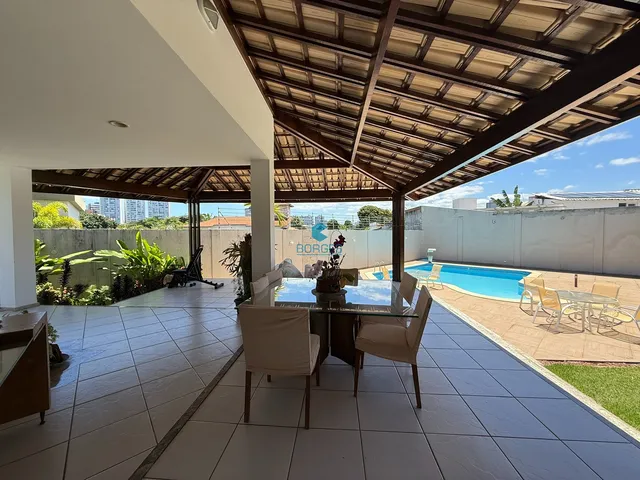 Imagem 8: Casa à venda no Itaigara com 981m² de terreno, 5 quartos, 4 suítes e piscina
