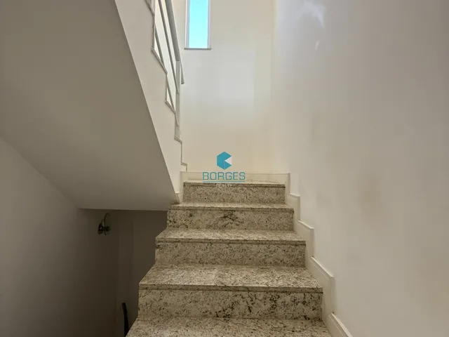 Imagem 9: Casa à venda no Itaigara com 981m² de terreno, 5 quartos, 4 suítes e piscina