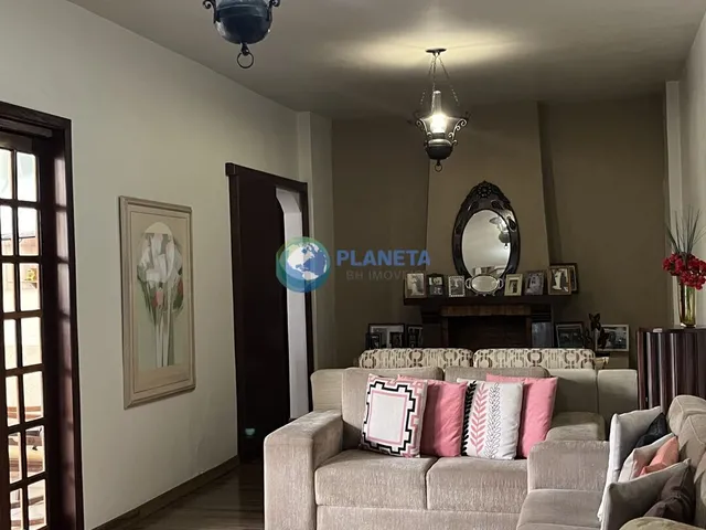 Imagem 4: Casa 4 Quartos - 2 Suítes Quintal amplo no Itapoã - BH
