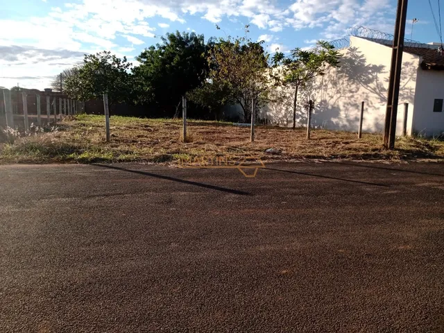 Imagem: Terreno á Venda