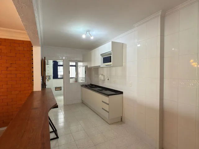 Imagem 3: Apartamento amplo com 120 m² privativos, 3 quartos e 2 suítes