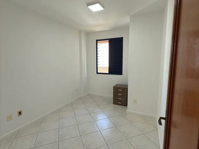 Imagem 10: Apartamento amplo com 120 m² privativos, 3 quartos e 2 suítes