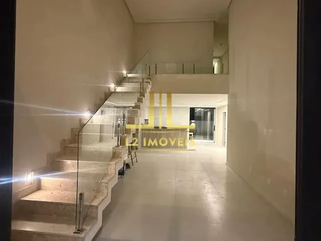 Imagem 12: CASA EM COND. - 4 SUÍTES - 220M² - PISCINA PRIVATIVA - 04 VAGAS - TERRAS ALPHAVILLE