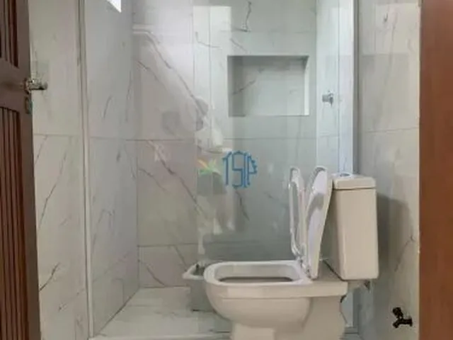 Imagem 4: Imóvel Reformado com 2 Apartamentos + Terraço com Jacuzzi