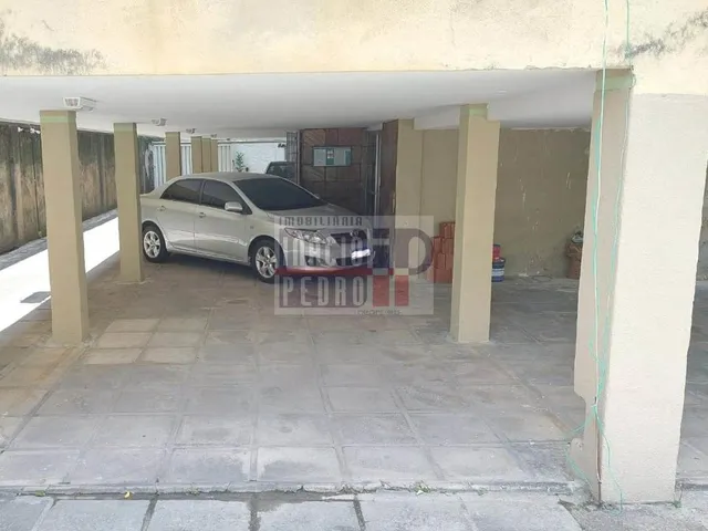 Imagem 4: Apartamento à Venda em Espinheiro