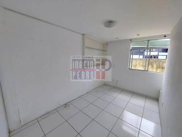 Imagem 8: Apartamento à Venda em Espinheiro