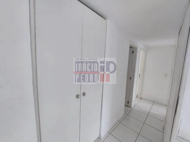 Imagem 9: Apartamento à Venda em Espinheiro