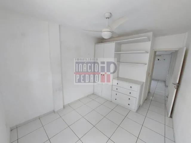 Imagem 11: Apartamento à Venda em Espinheiro