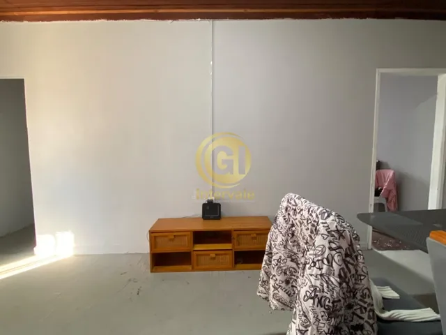 Imagem 6: Casa à Venda no Centro de Jacareí: Oportunidade Única de Investimento!