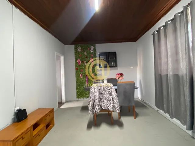 Imagem 5: Casa à Venda no Centro de Jacareí: Oportunidade Única de Investimento!