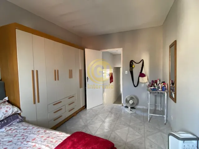 Imagem 9: Casa à Venda no Centro de Jacareí: Oportunidade Única de Investimento!