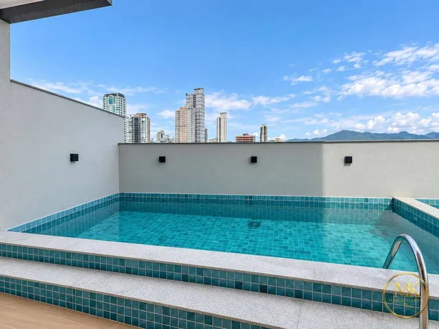 Imagem 4: Apartamento á venda 3 Suíte + 2 Demi Suítes + 3 Vagas de Garagem em Meia Praia de