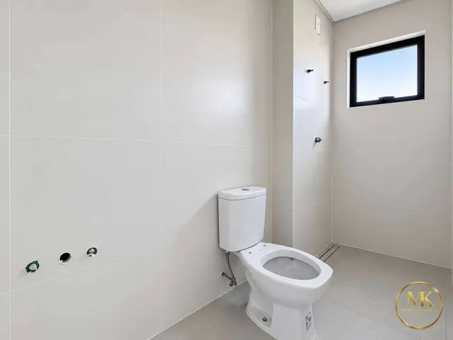 Imagem 11: Apartamento á venda 3 Suíte + 2 Demi Suítes + 3 Vagas de Garagem em Meia Praia de
