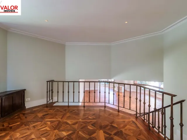 Imagem 7: COBERTURA DUPLEX Excelente localização, prédio com linda vista. Cobertura com pé