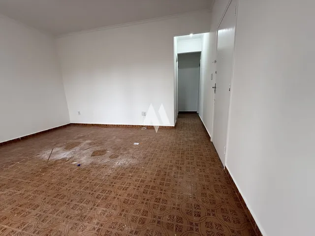 Imagem 5: Apartamento de Frente com 2 Dormitórios para Locação com Sacada no Embaré, Santos, São Paulo