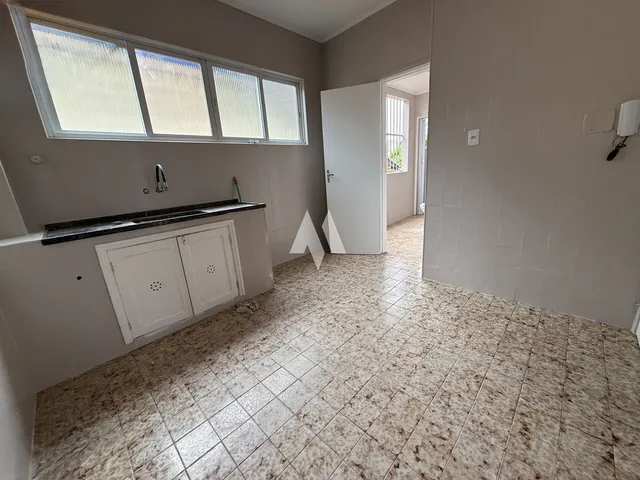 Imagem 7: Apartamento de Frente com 2 Dormitórios para Locação com Sacada no Embaré, Santos, São Paulo