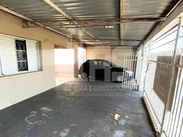 Imagem: Casa à venda no bairro Núcleo Habitacional