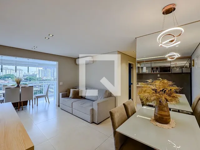Imagem: O apartamento possui 2 Dormitórios, 1 Suíte, 3 Banheiros,