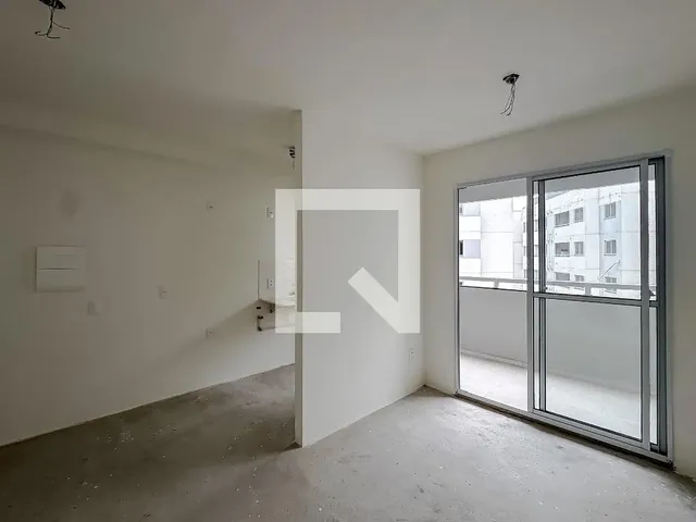 Imagem: O apartamento possui 2 Dormitórios, 1 Suíte, 2 Banheiros,