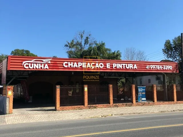 Imagem: Casa com ponto comercial no bairro das Capitais