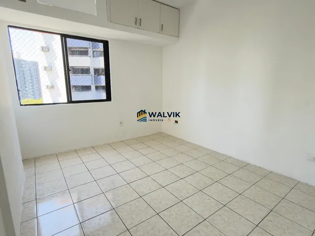 Imagem 14: Apartamento com 125m para venda em Setúbal, com 03 quartos sendo 01 suíte, varanda