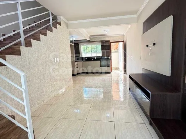 Imagem 3: SOBRADO DE ESQUINA COM 2 QUARTOS E GARAGEM COBERTA