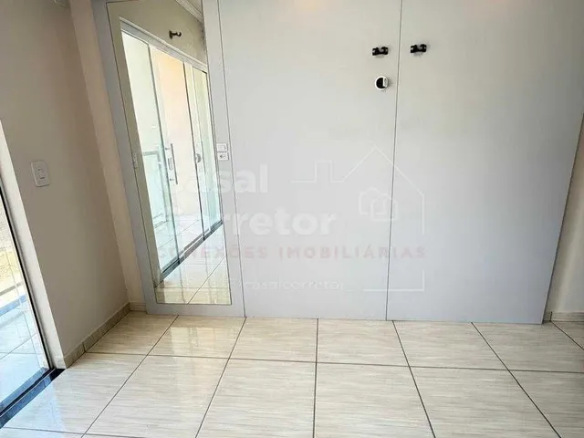 Imagem 13: SOBRADO DE ESQUINA COM 2 QUARTOS E GARAGEM COBERTA