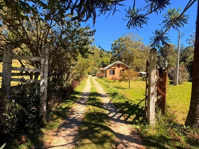 Imagem: Fazenda à venda em Delfim Moreira-MG