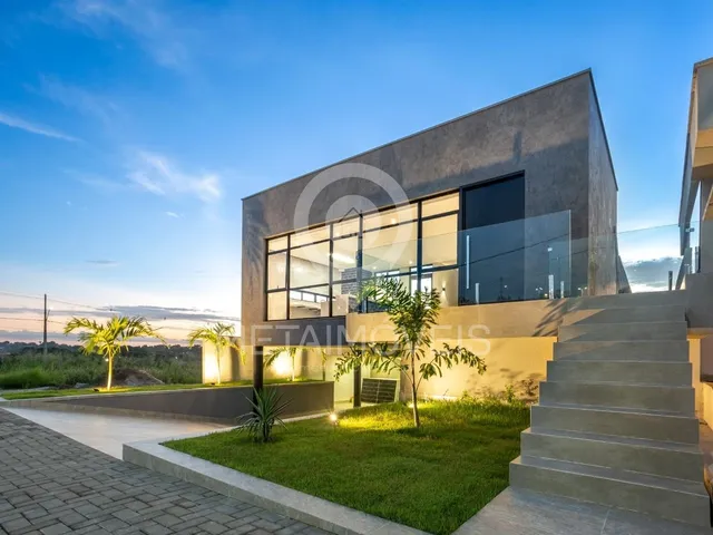 Imagem 6: Casa à Venda em Teresina-PI, Bairro Tabajaras: 3 Quartos, 3 Suítes, 2 Salas, 6 Vagas