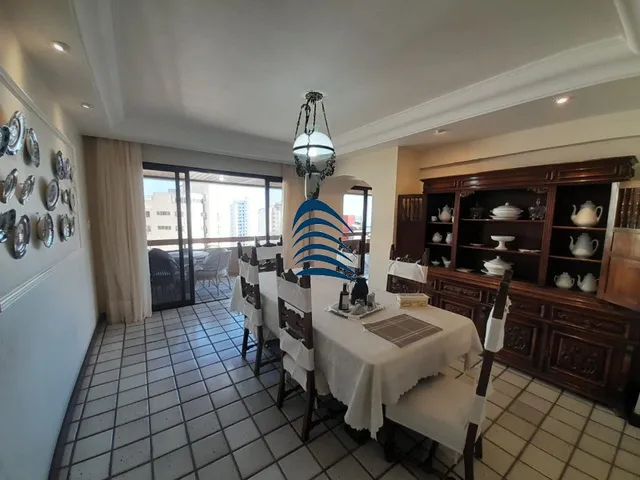 Imagem 13: Jardim Apipema | 250m² | 4 suítes | 3 vagas | Andar alto
