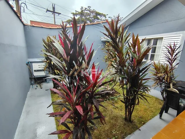 Imagem 1: Casa Á Venda no Bairro Parque dos Bandeirantes - Ribeirão Preto / Sp
